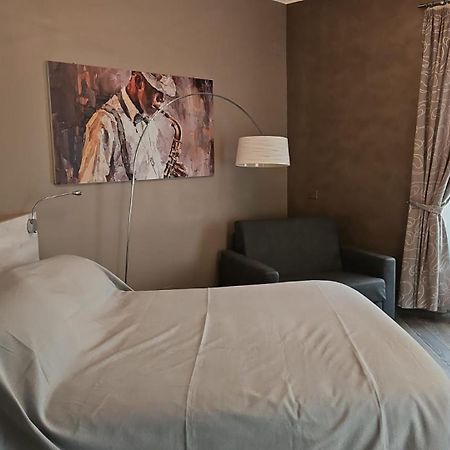 Prima Fila Due Pemium Guest House 산레모 외부 사진