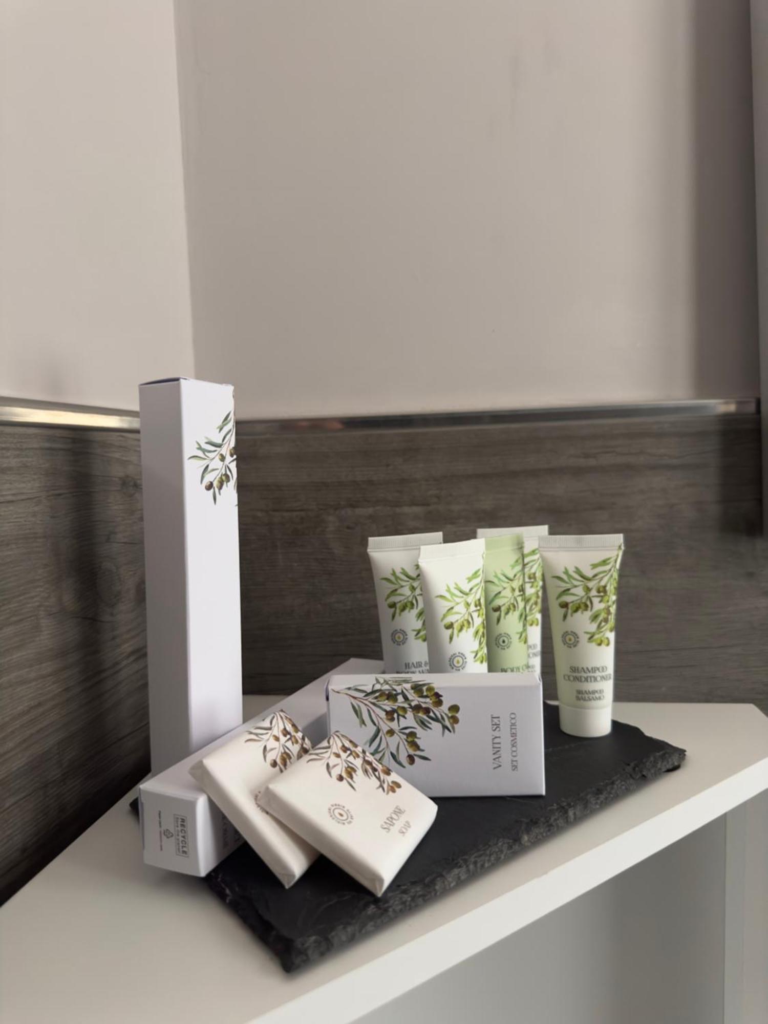 Prima Fila Due Pemium Guest House 산레모 외부 사진